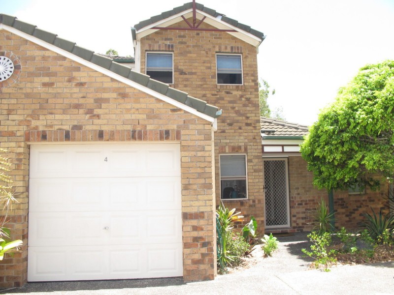 4/53 Paddington Drive, Carrara QLD 4211