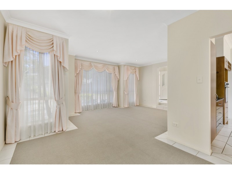 25 Woolmere Street, Carrara QLD 4211