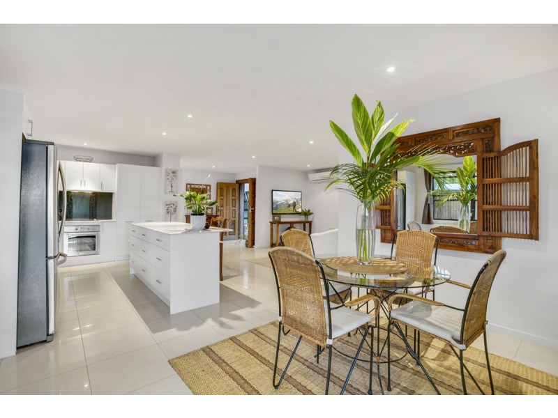 61 Chisholm Road, Carrara QLD 4211