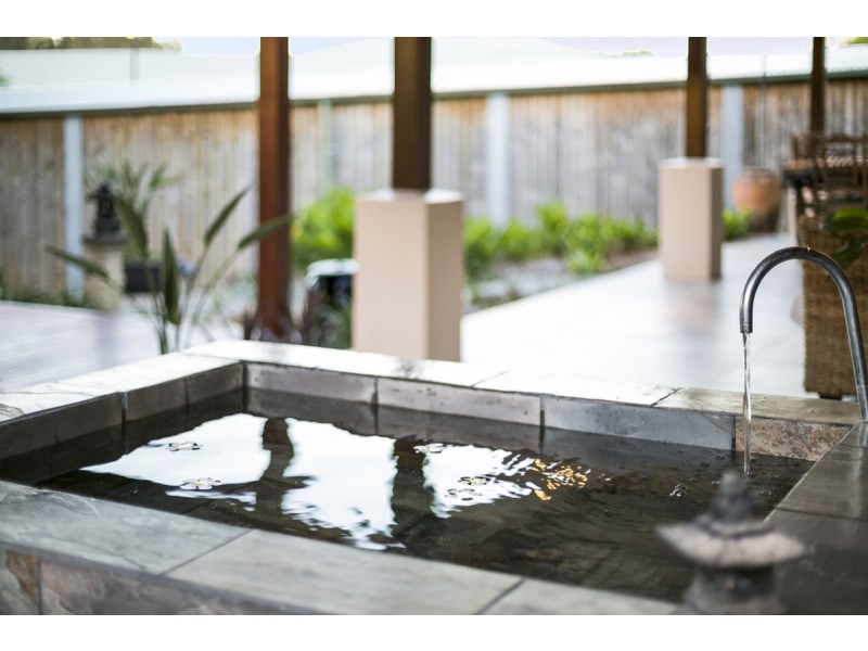 61 Chisholm Road, Carrara QLD 4211