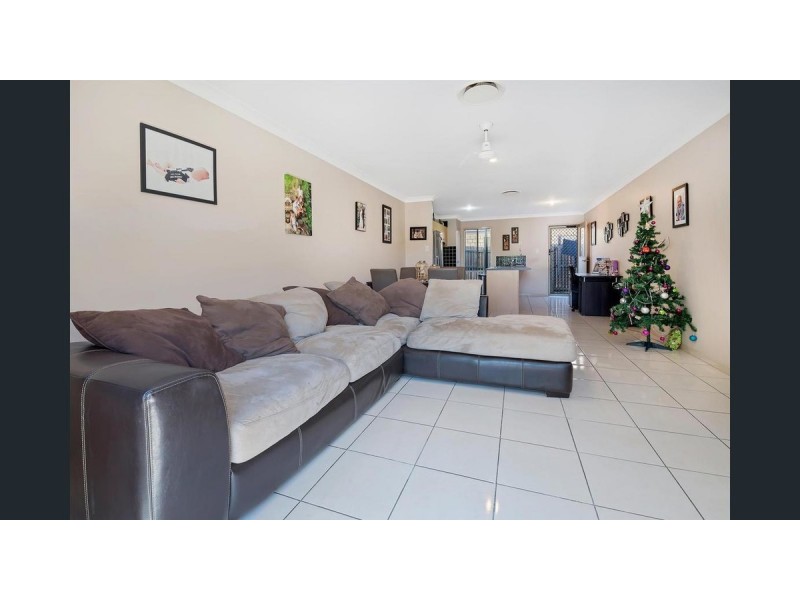 2/2 Tallon Street, Upper Coomera QLD 4209