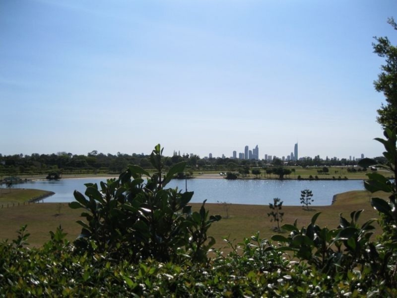 4003/3027 The Boulevard, Carrara QLD 4211