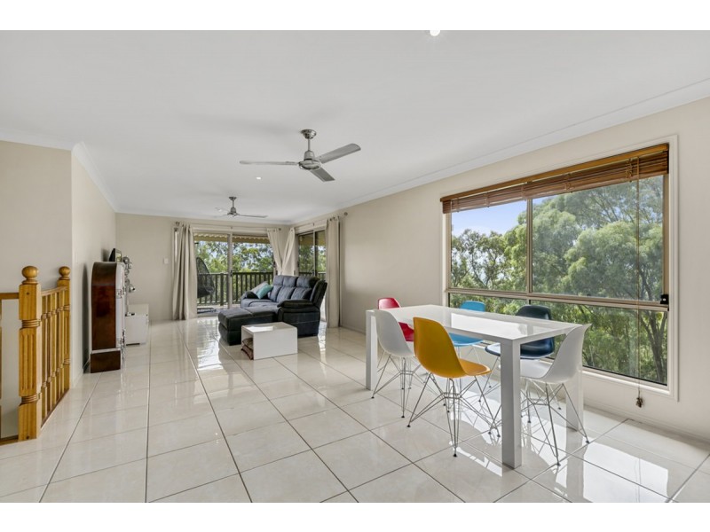 56 Tara Vista Boulevard, Highland Park QLD 4211