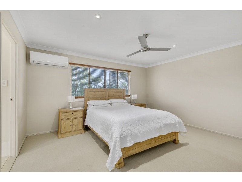 56 Tara Vista Boulevard, Highland Park QLD 4211