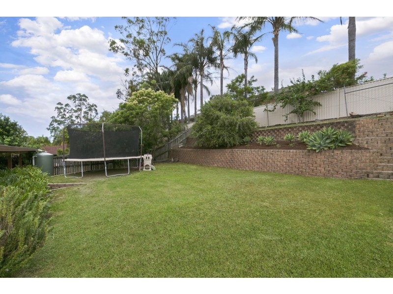 18 Saxon Court, Nerang QLD 4211