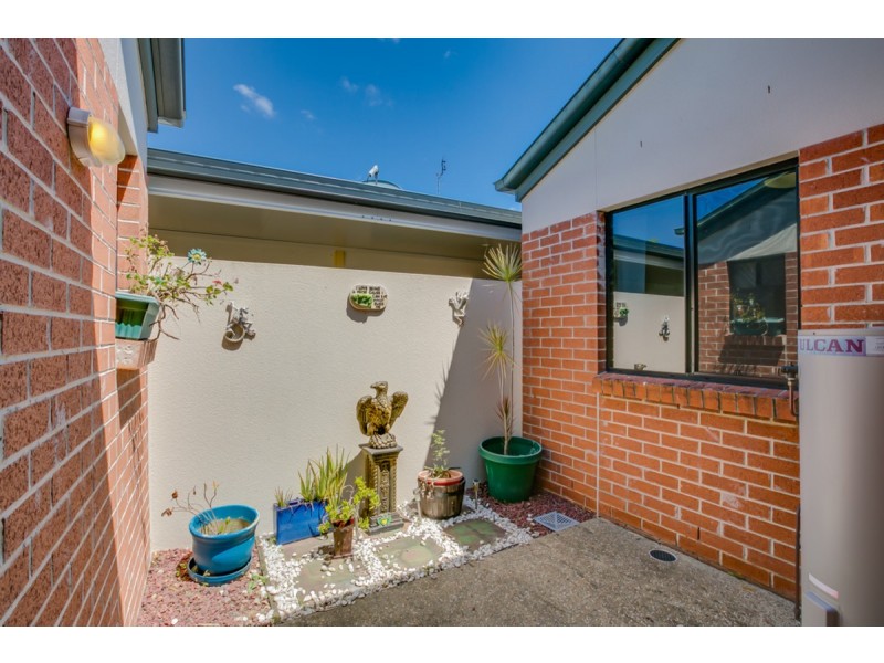 52A/64 Gilston Road, Nerang QLD 4211