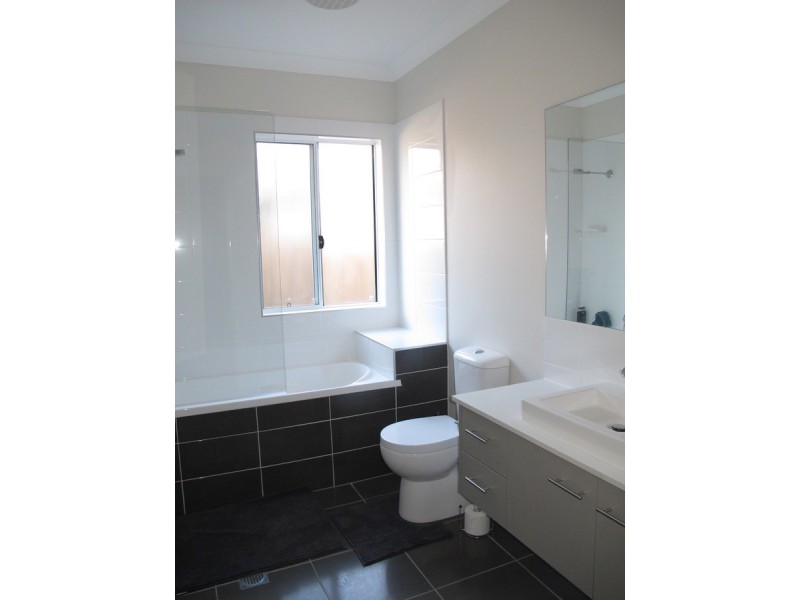 12 Babinda Street, Coomera QLD 4209