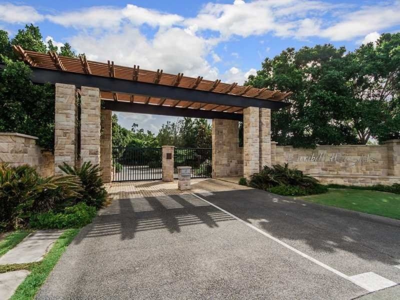 29/2 Ridgeline Way, Highland Park QLD 4211