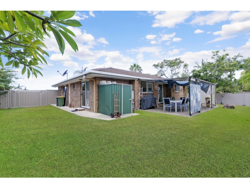 4 Kahlua Court, Highland Park QLD 4211