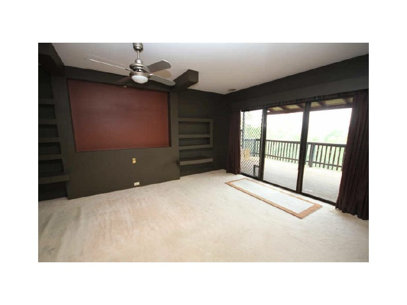 13 Arthur Payne Court, Worongary QLD 4213