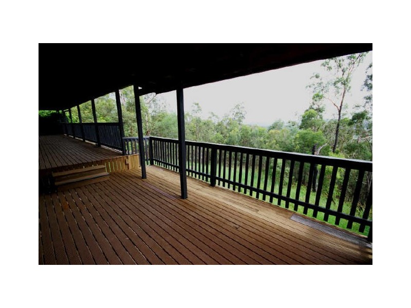 13 Arthur Payne Court, Worongary QLD 4213