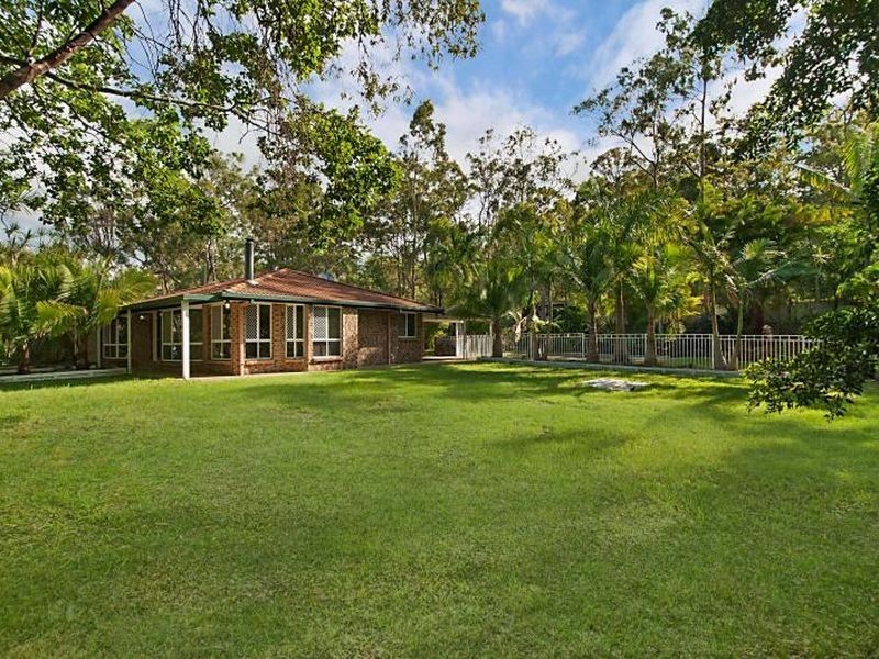 5 Fergus Court, Worongary QLD 4213