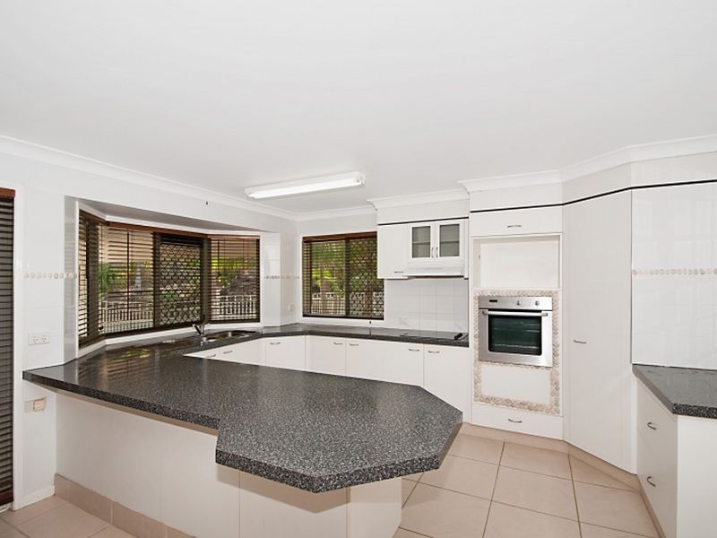 5 Fergus Court, Worongary QLD 4213