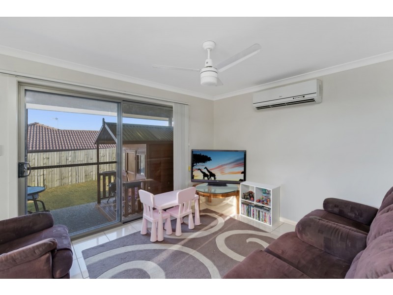 6 McVeigh Street, Pimpama QLD 4209