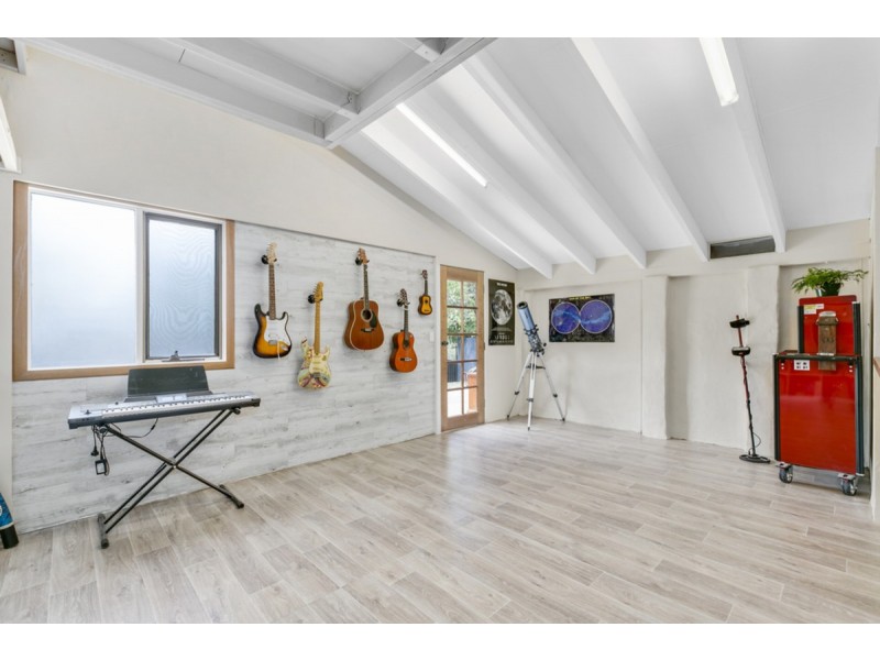 147 Hinkler Drive, Worongary QLD 4213