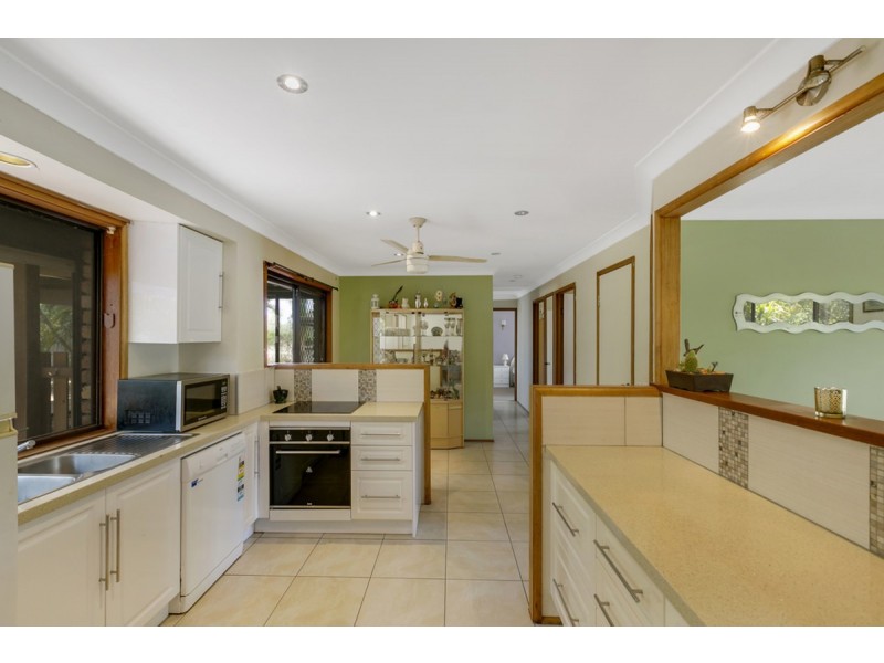 18 Saraji Street, Worongary QLD 4213