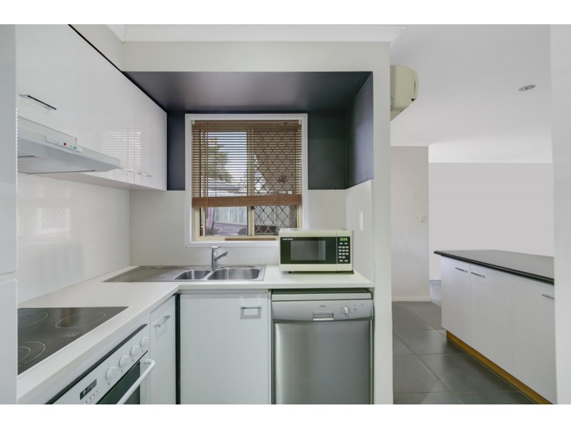 183 Pappas Way, Carrara QLD 4211