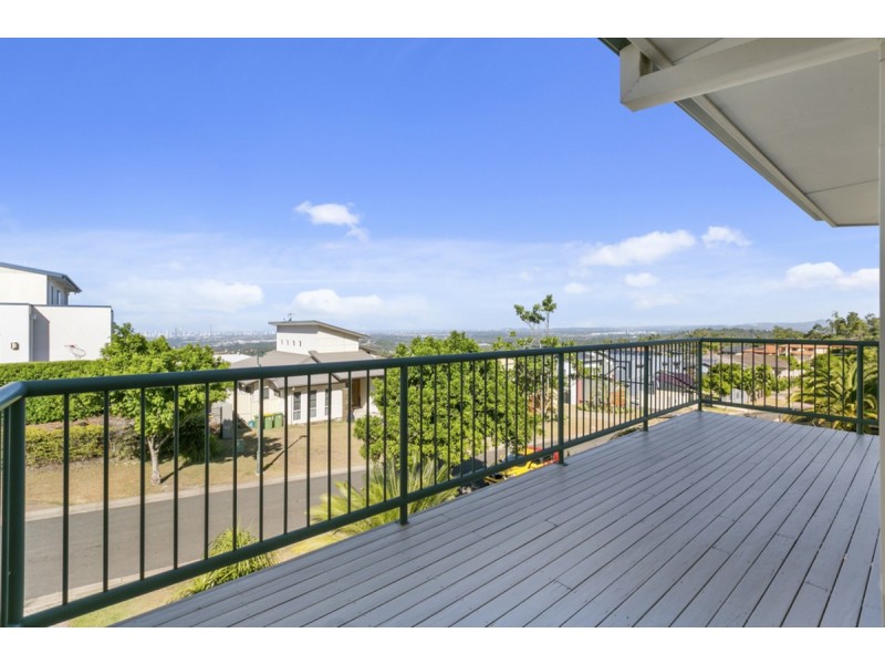 12 Chevron Rise, Highland Park QLD 4211