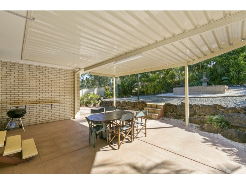 12 Chevron Rise, Highland Park QLD 4211