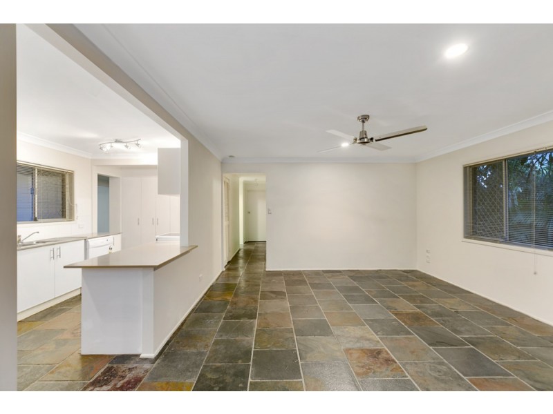 33 McCowan Street, Ashmore QLD 4214