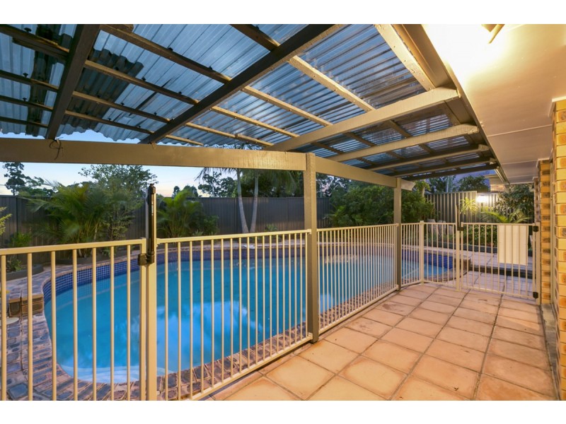 33 McCowan Street, Ashmore QLD 4214