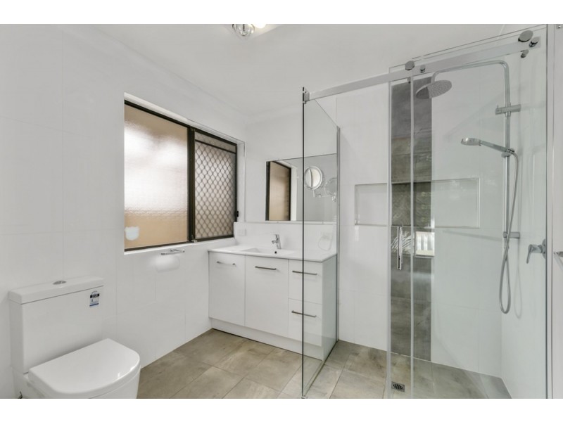 60 Teasdale Drive, Nerang QLD 4211