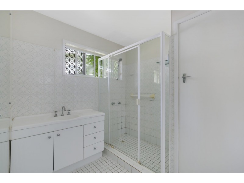 14 Sibyl Street, Southport QLD 4215