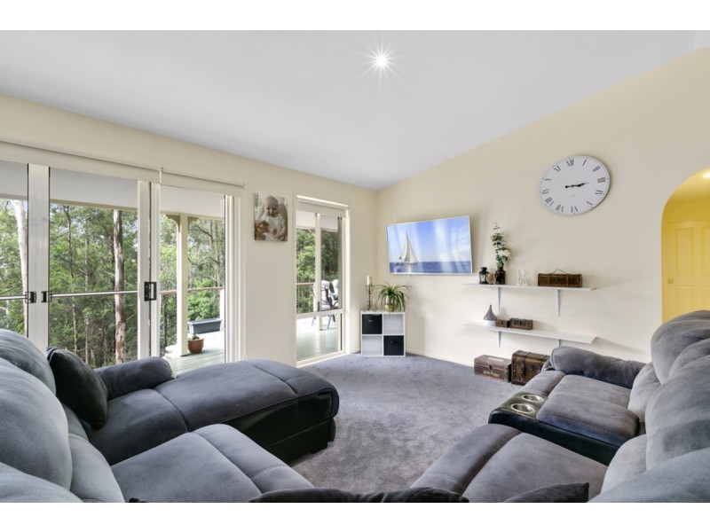 17-19 Eden Park Court, Mount Nathan QLD 4211
