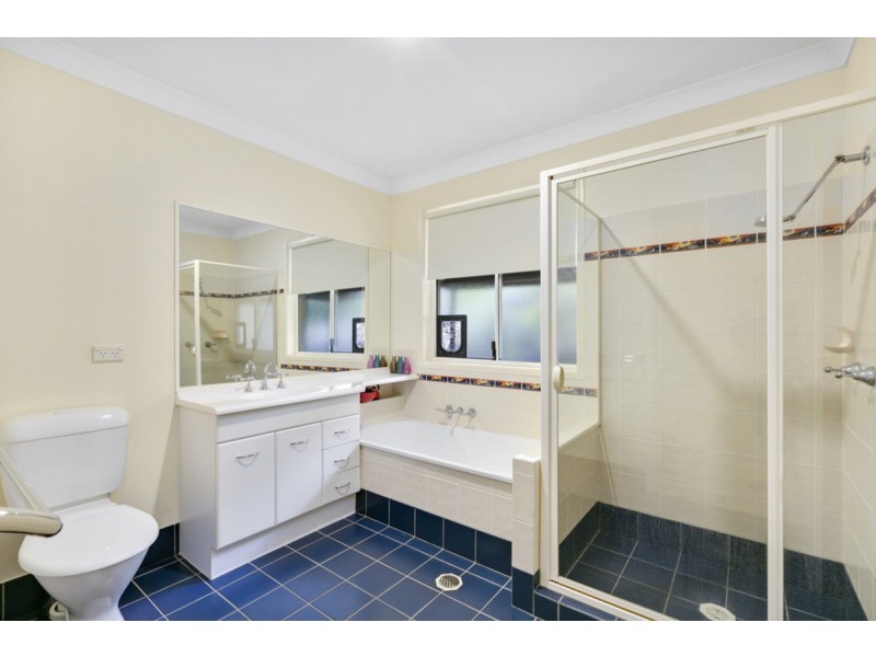 17-19 Eden Park Court, Mount Nathan QLD 4211