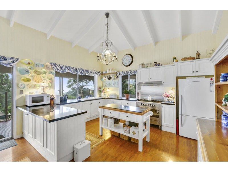 97 Limerick Drive, Canungra QLD 4275