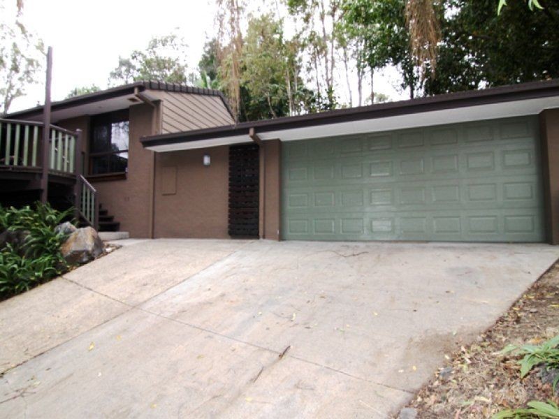 7 Beau Court, Highland Park QLD 4211