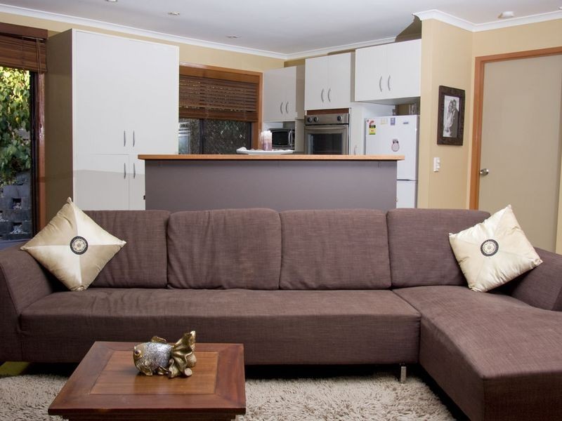 7 Beau Court, Highland Park QLD 4211