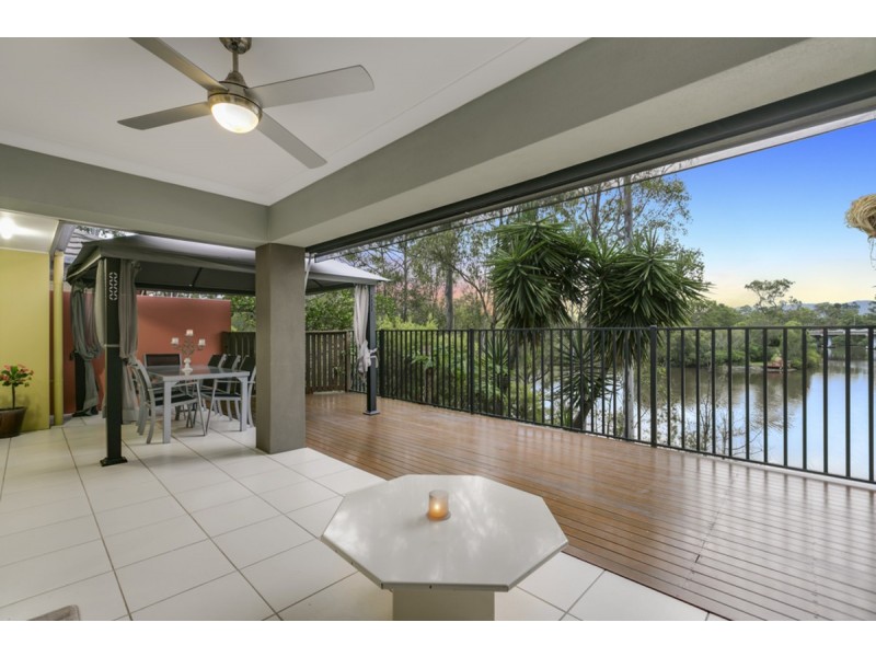 2/29 Riverwood Drive, Ashmore QLD 4214