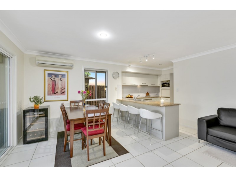 2/29 Riverwood Drive, Ashmore QLD 4214