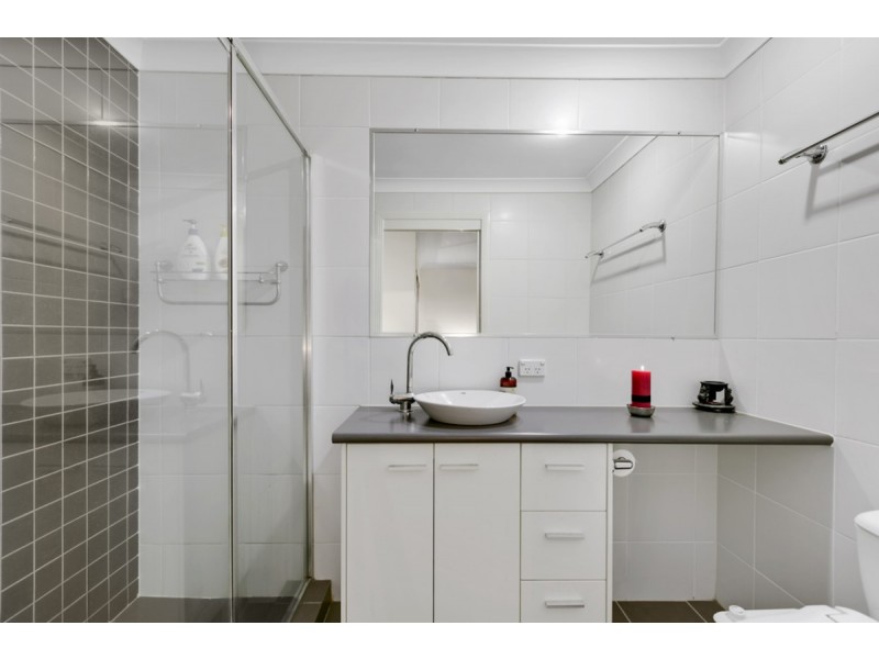 2/29 Riverwood Drive, Ashmore QLD 4214