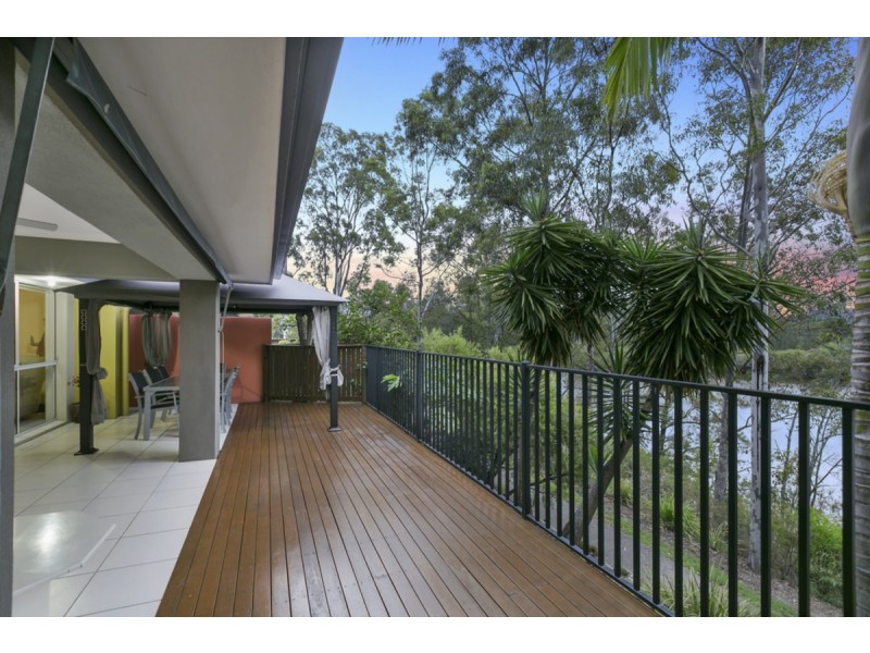 2/29 Riverwood Drive, Ashmore QLD 4214