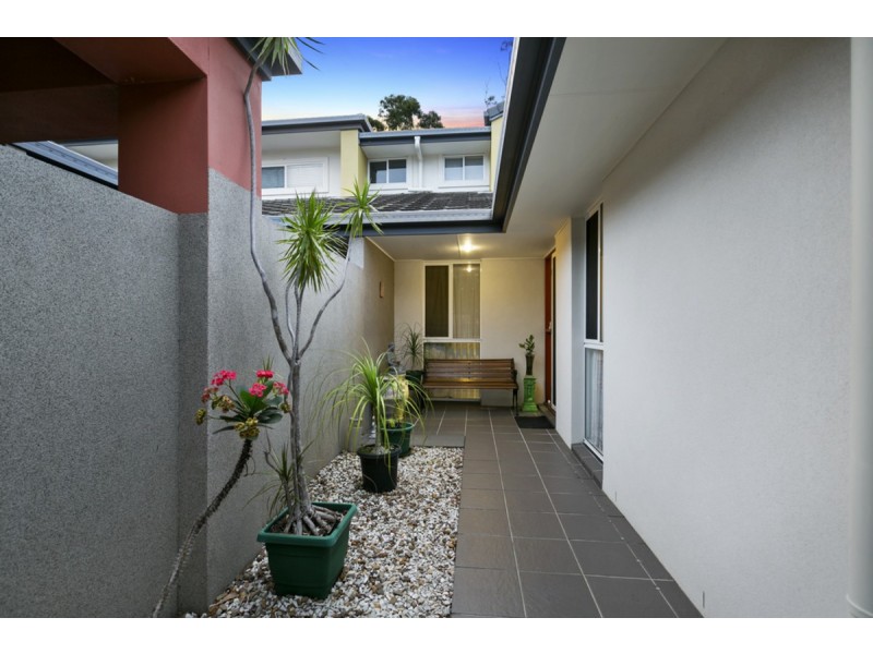 2/29 Riverwood Drive, Ashmore QLD 4214