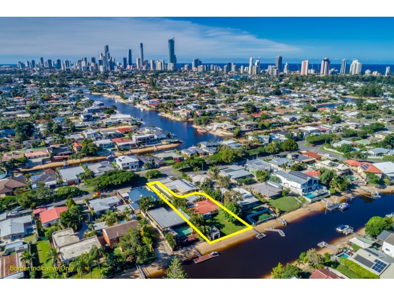 36 Poinciana Boulevard, Broadbeach Waters QLD 4218