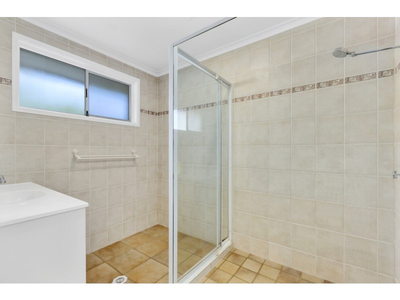 36 Poinciana Boulevard, Broadbeach Waters QLD 4218