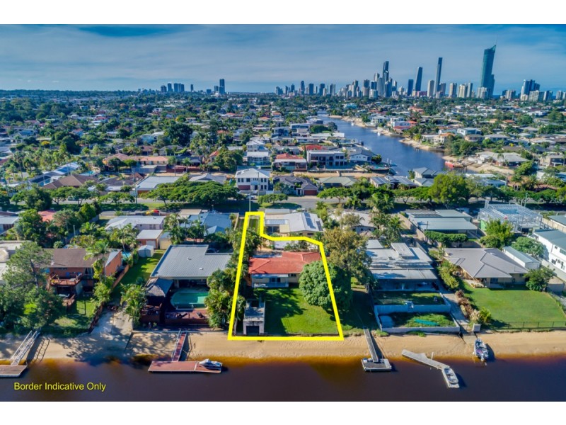 36 Poinciana Boulevard, Broadbeach Waters QLD 4218