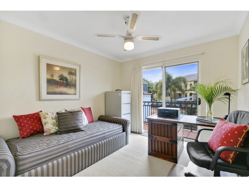 88/88-89 Limetree Parade, Runaway Bay QLD 4216