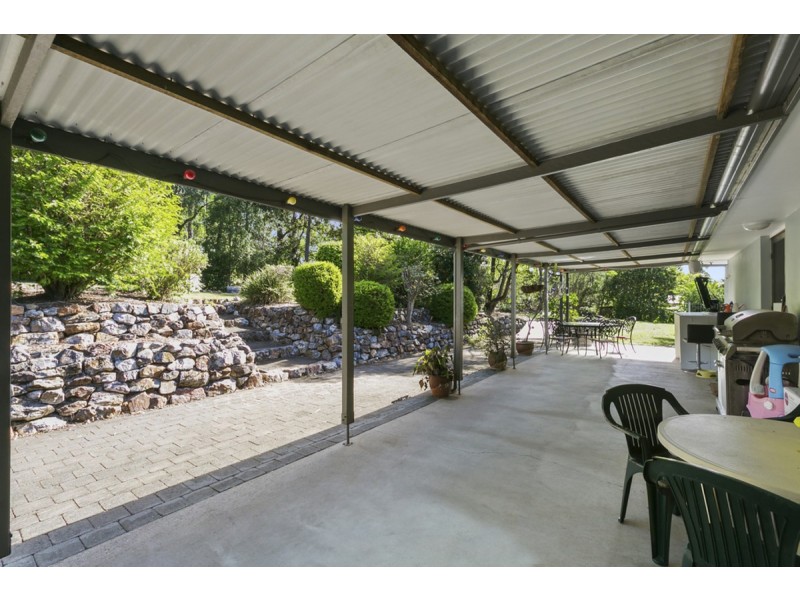 50 Winderadeen Drive, Highland Park QLD 4211