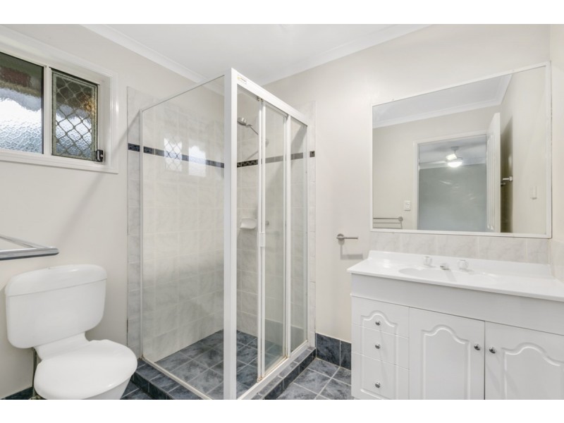 9 Shenton Way, Nerang QLD 4211