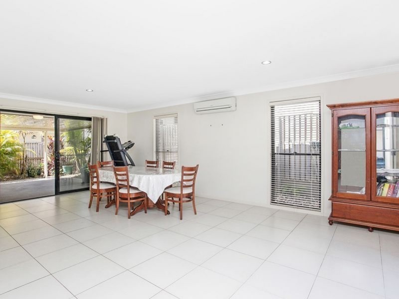 4 Fantail Court, Gilston QLD 4211