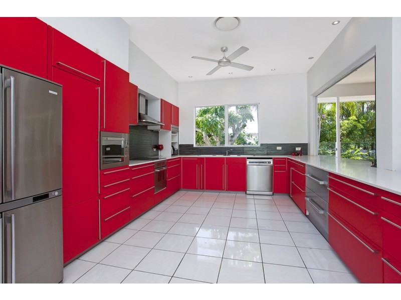 3 Ainsley Avenue, Ashmore QLD 4214