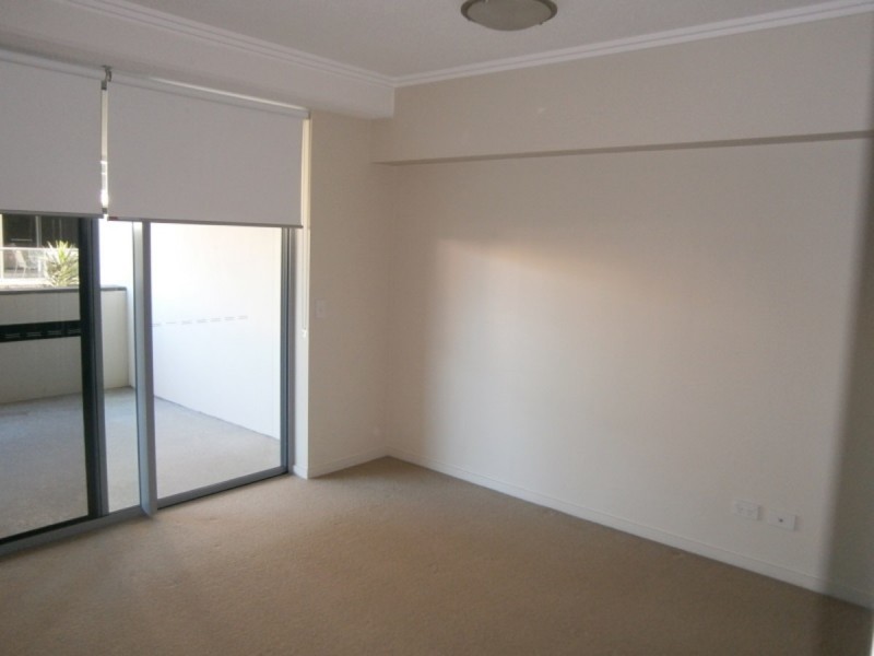 6/154 Musgrave Avenue, Southport QLD 4215