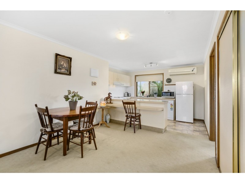 8/160 Barrier Reef Drive, Mermaid Waters QLD 4218