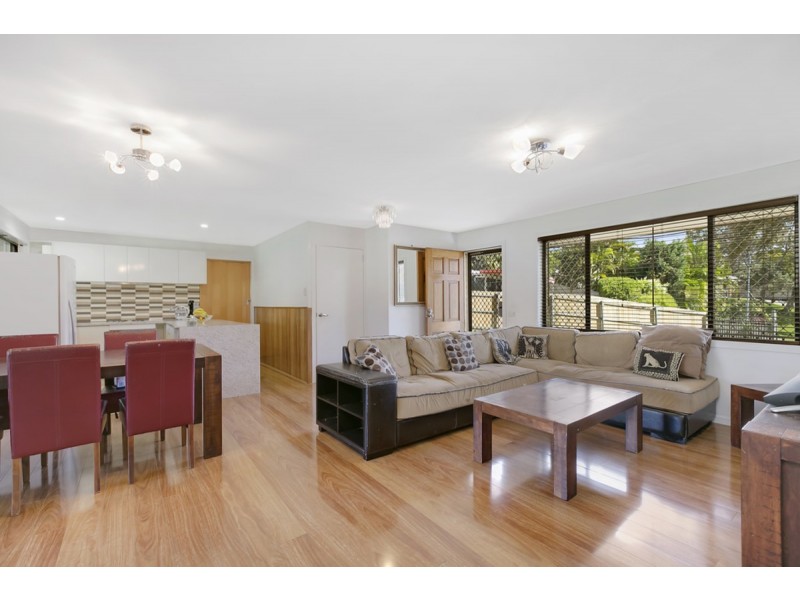 12 Buring Court, Highland Park QLD 4211