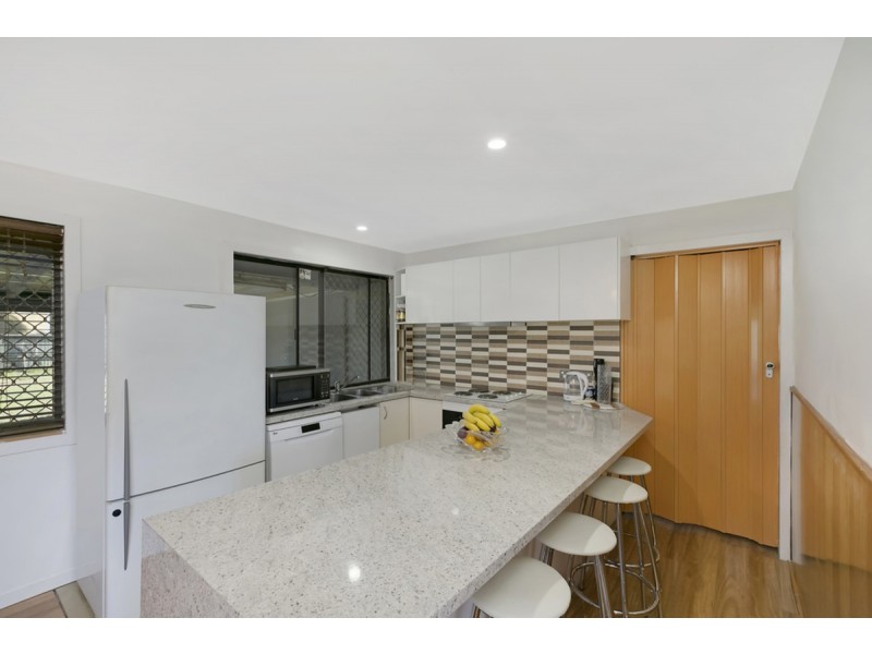 12 Buring Court, Highland Park QLD 4211