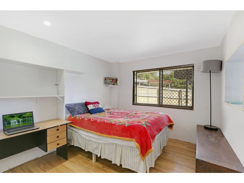 12 Buring Court, Highland Park QLD 4211